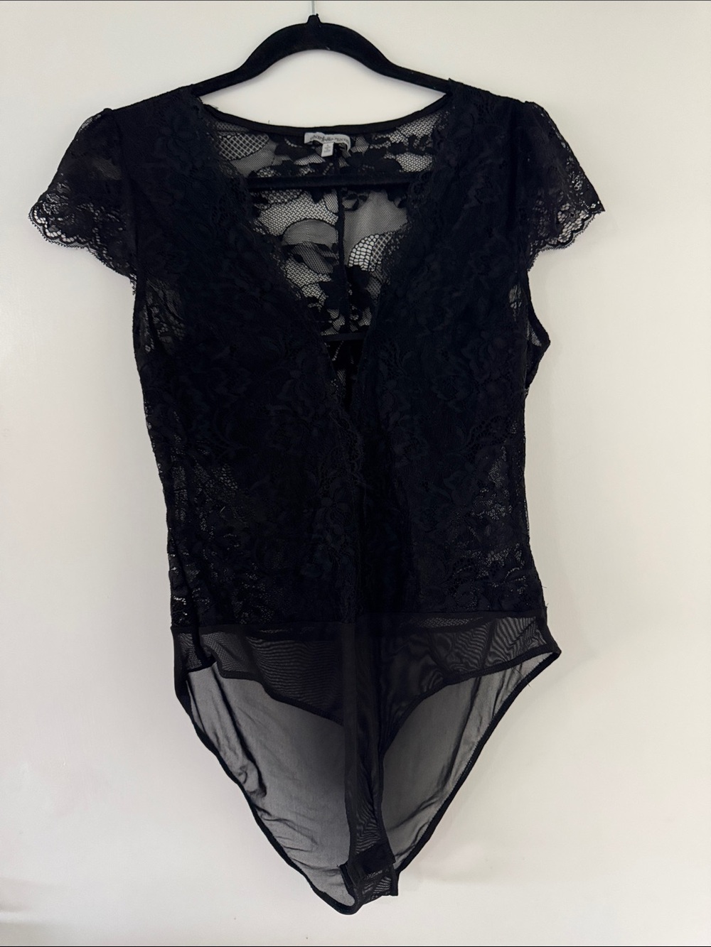 Charlotte Russe Black Lace V-Neck Cap Sleeve Bodysuit
